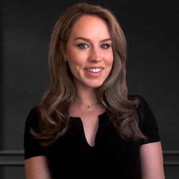 Portrait of Katie Smith