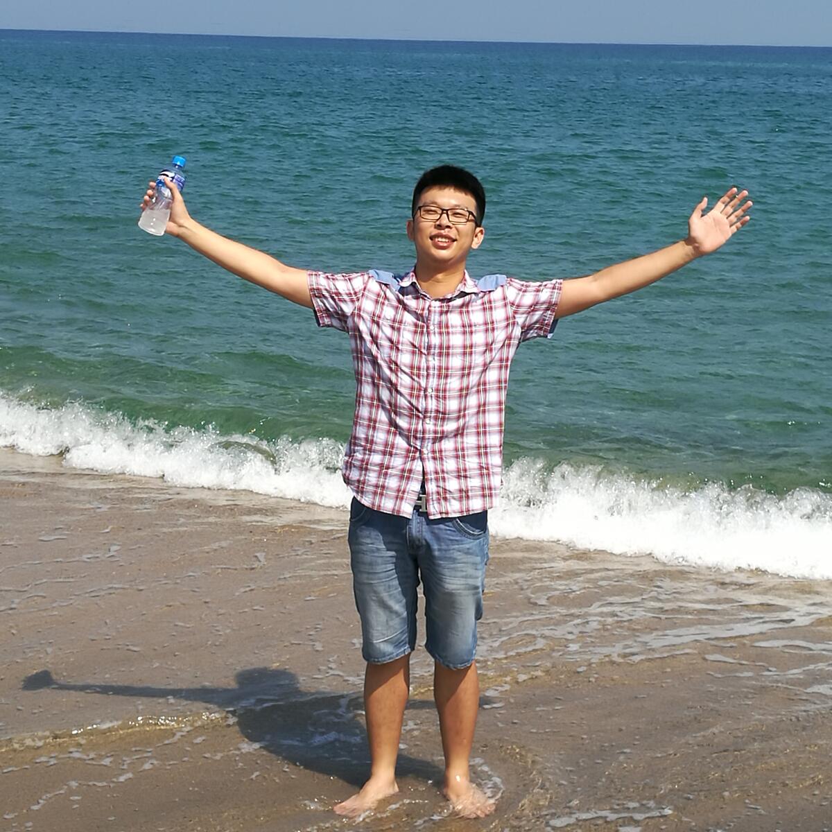 Portrait of Ran WANG