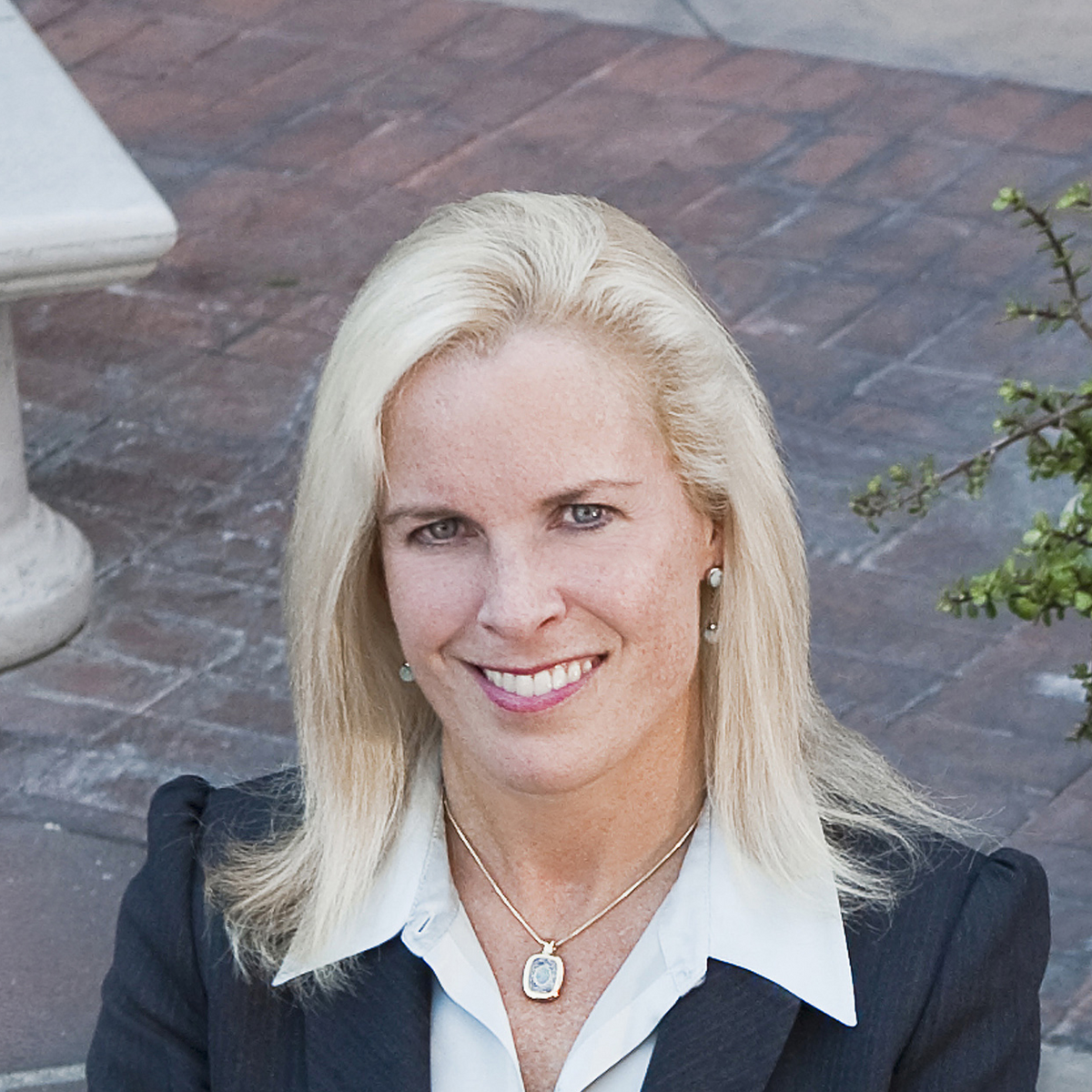 Portrait of Deirdre Meldrum